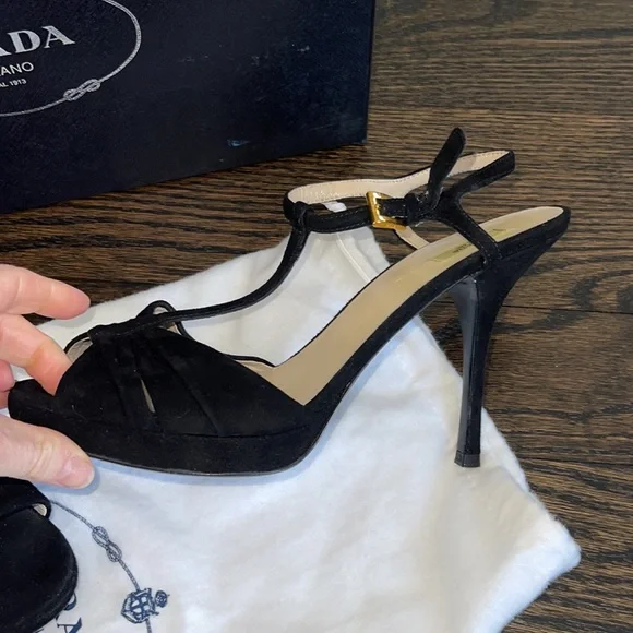 Prada black suede high heels - Picture 3 of 6